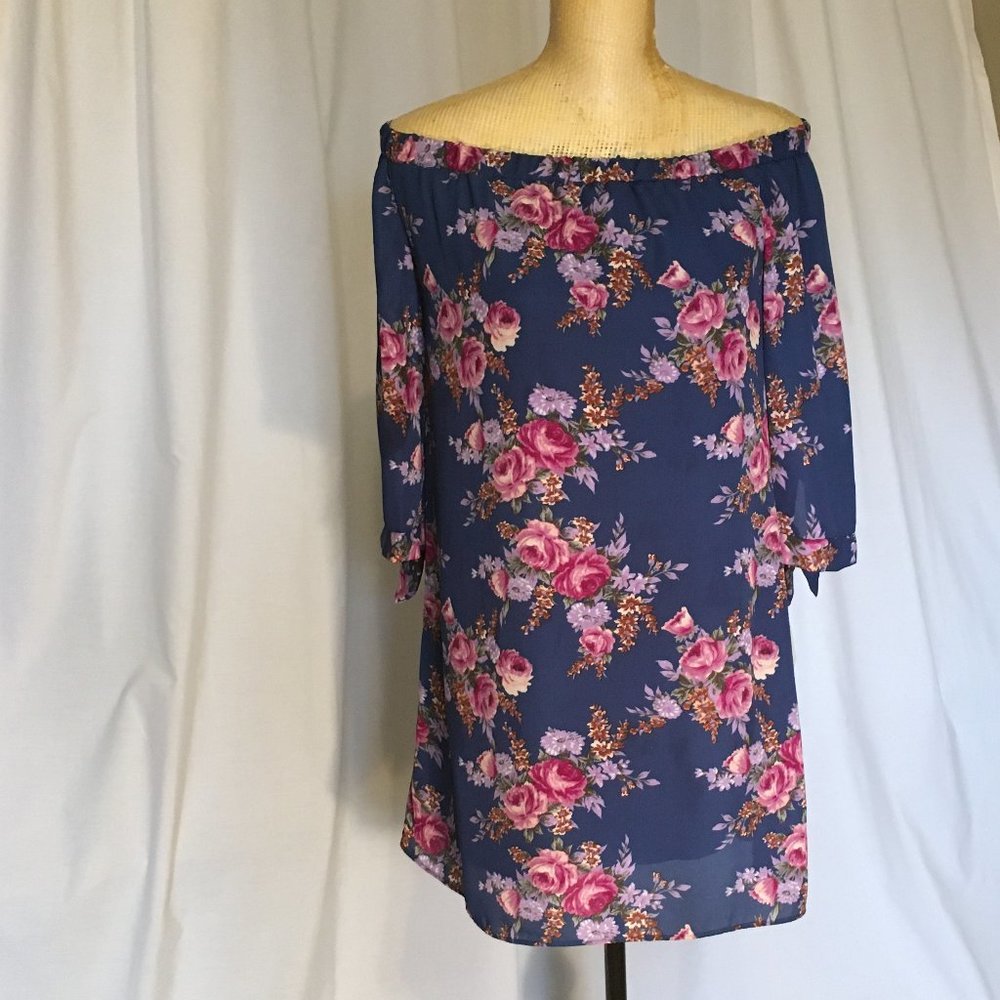 B. Darlin Off-Shoulder NWT Floral Dress SZ 1/2